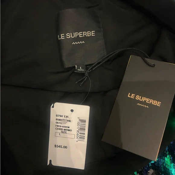 Le Superbe Midi Sequin Skirt in Green/Blue Size Large NWT - Picture 3 of 6